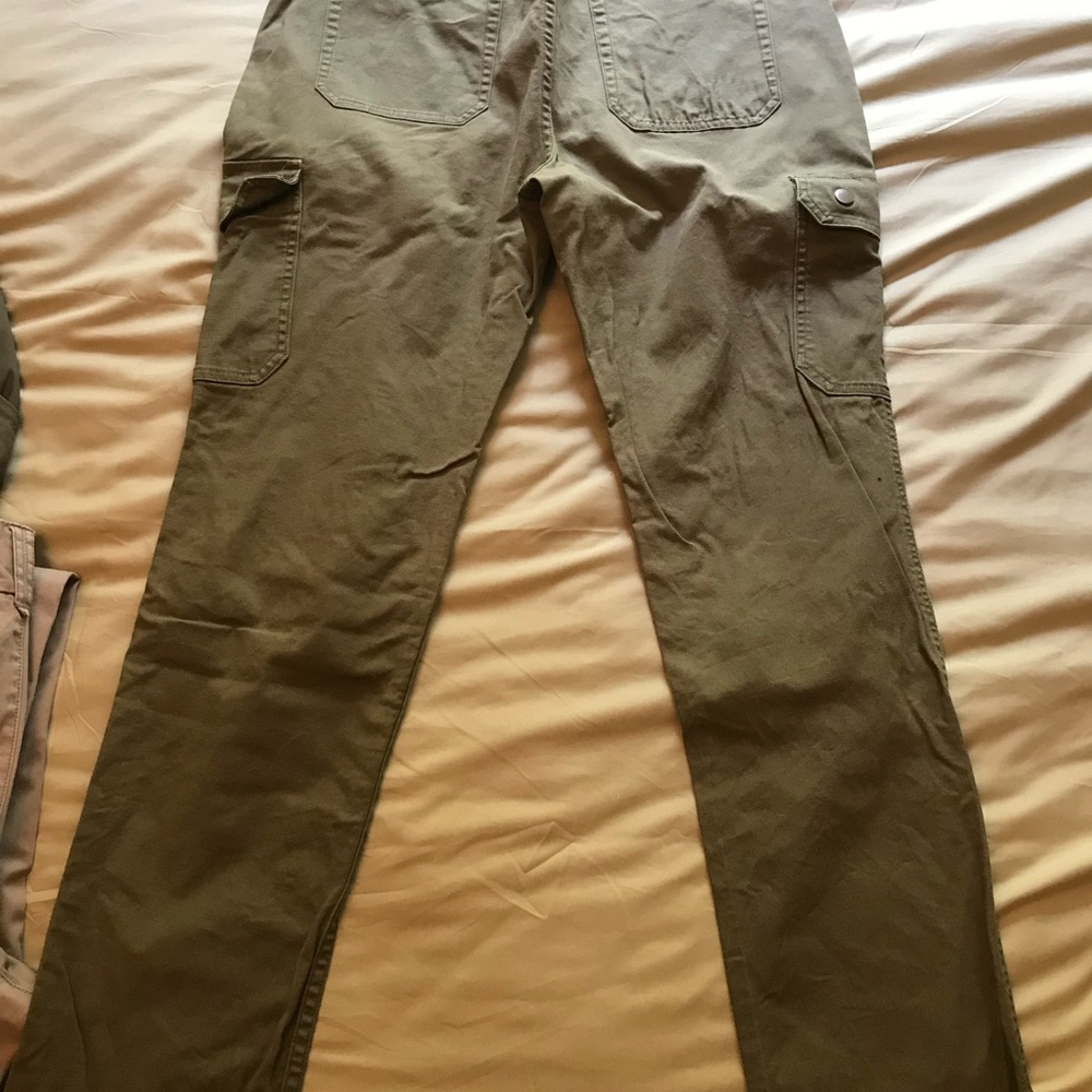 Duluth Trading Co Olive Straight Leg Pants
